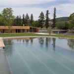 Šveicarų Herzogo Įkurtas Natūralus Tvenkinys Miestelio Gyventojams Atstoja SPA Centrą